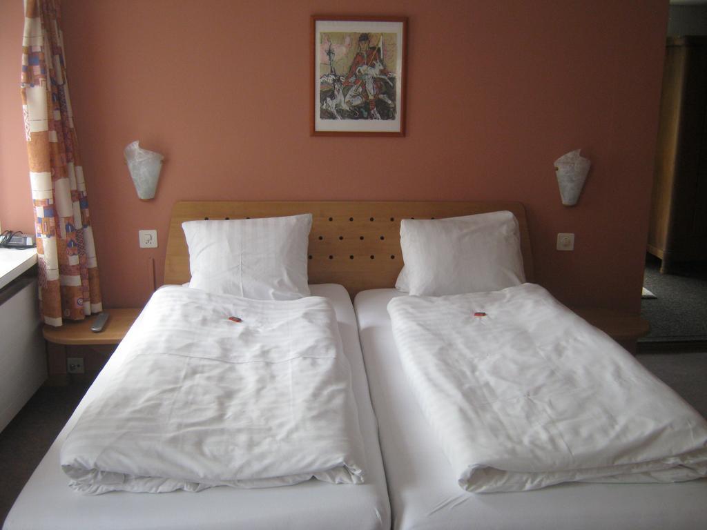 Hotel Garni Ursalina Bad Ragaz Habitación foto